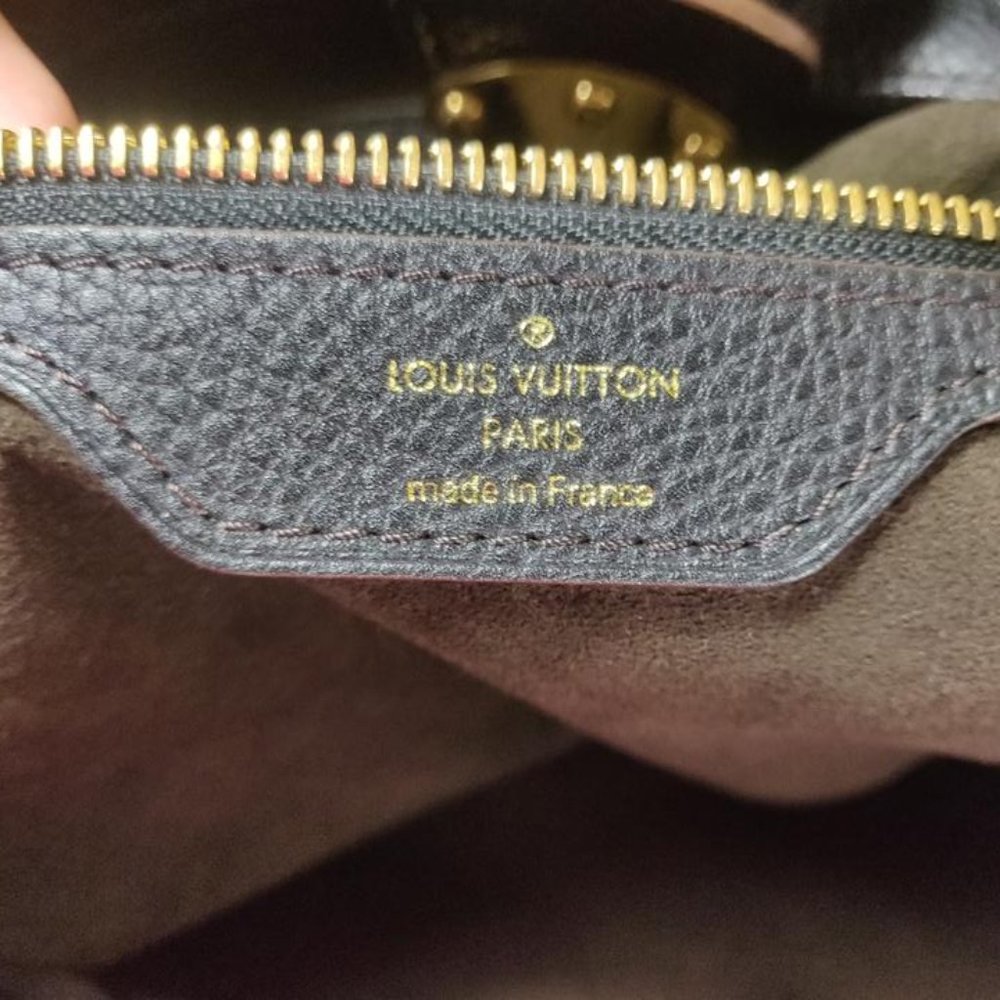 Louis Vuitton Mahina Cirrus Pm Purse Navy Blue - Picture 14 of 14